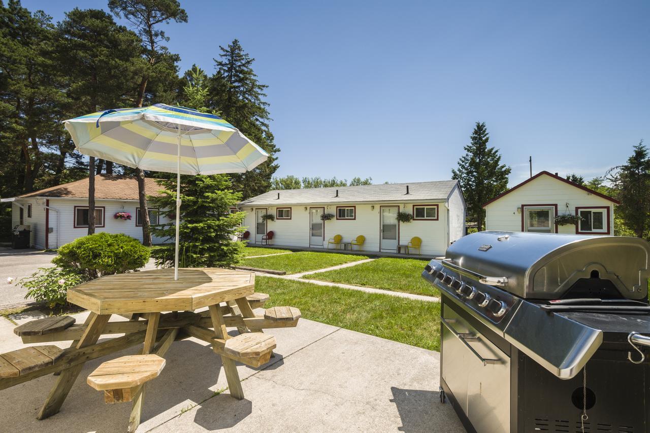 Hollywood Cottages Wasaga Beach Ngoại thất bức ảnh
