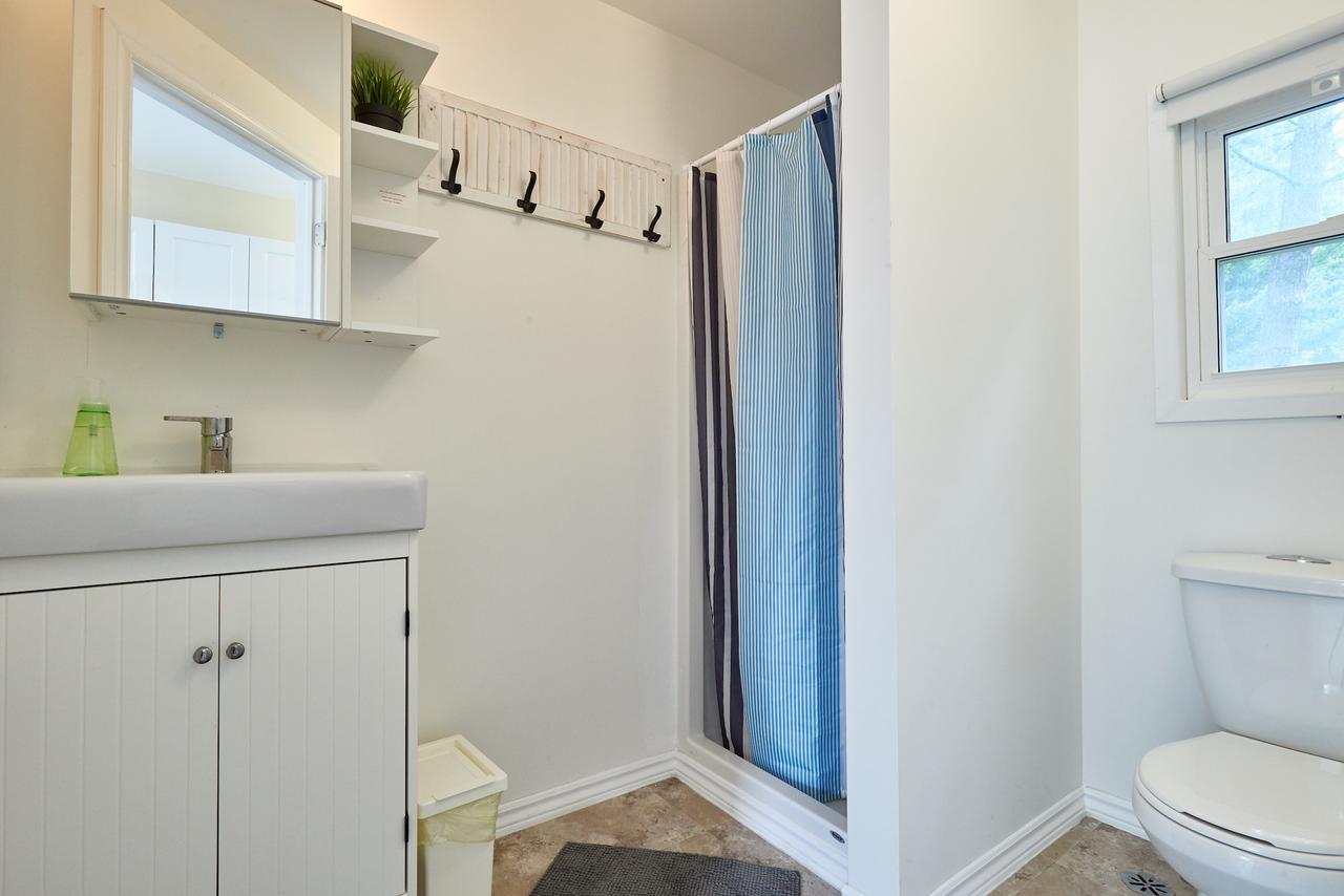 Hollywood Cottages Wasaga Beach Ngoại thất bức ảnh